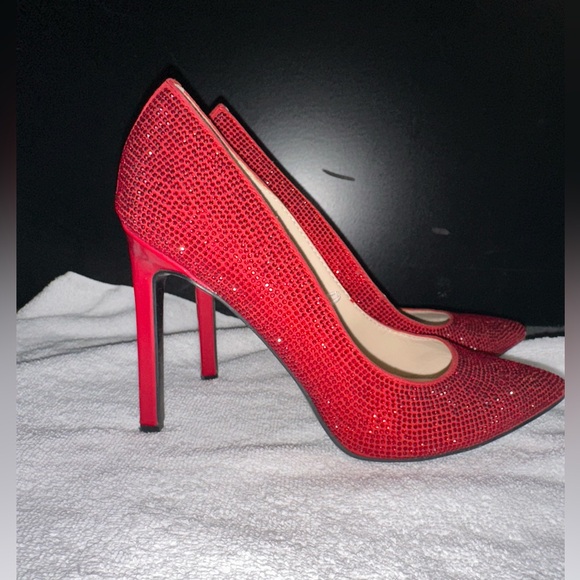 Red Rhinestone High Heels 👠 - Picture 1 of 3